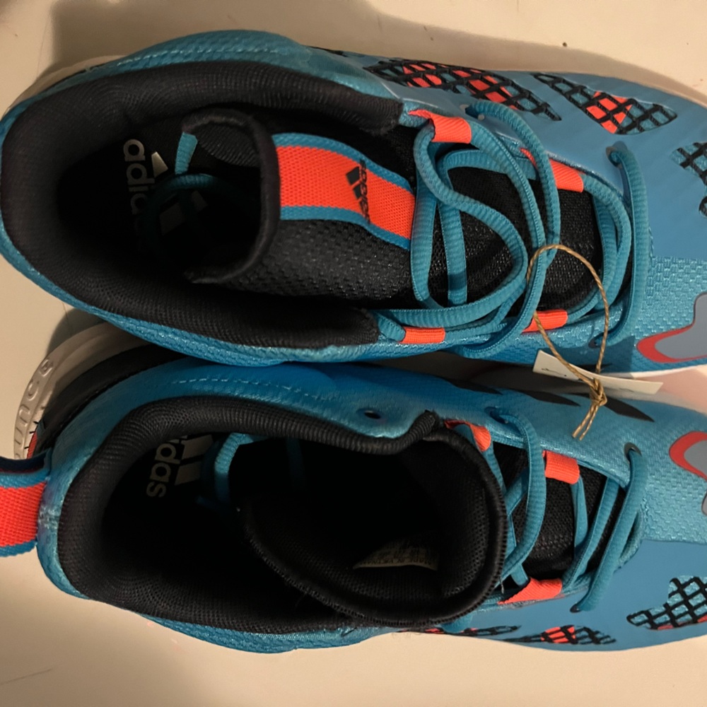 Adidas Pro N3XT basketball shoe.